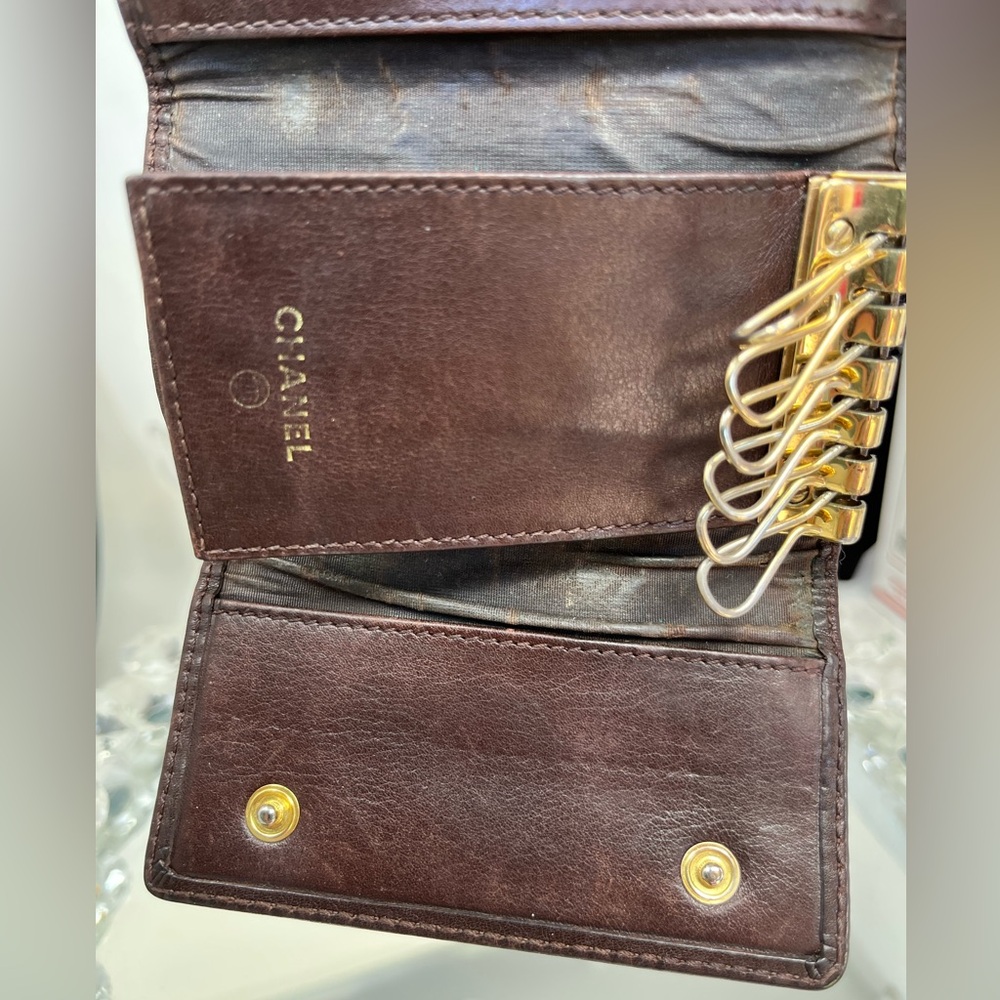 CHANEL Key Holder Leather
